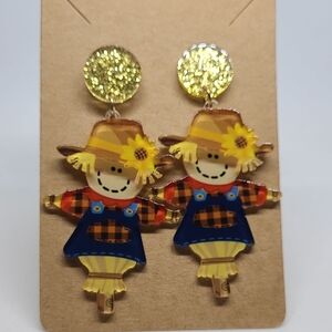 Scarecrow Stud‎ Earrings with Glitter Accents NWOT Ladies Fall Outdoor Event